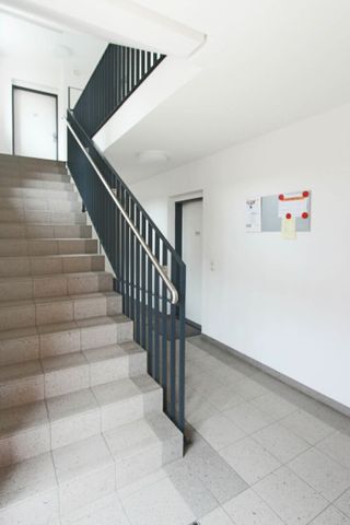 Wohntraum mit Gartenterrasse in ruhiger, kleiner Anlage nur 50m zum Badeteich! - Photo 2