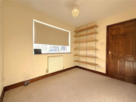 5 bedroom detached house to rent - Photo 5