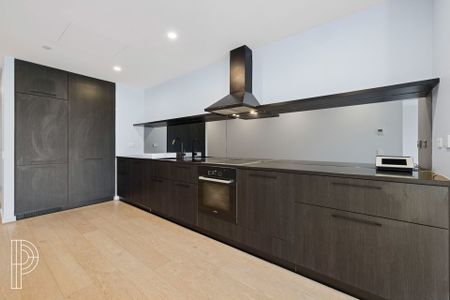 Waterfront Living in the Heart of Kingston Foreshore - Photo 5