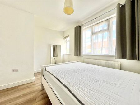 Jersey Road, Hounslow, TW3 4BQ - Photo 3