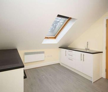 Delta Park, Wilsom Road, Alton, Hampshire, GU34 - Photo 3