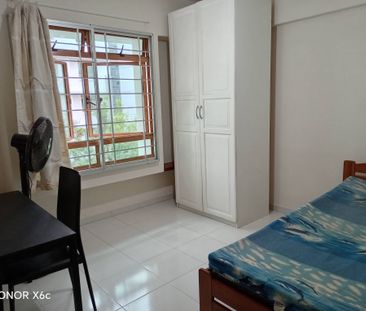 4 Bedroom HDB_FOUR_ROOM at Sengkang - Photo 1