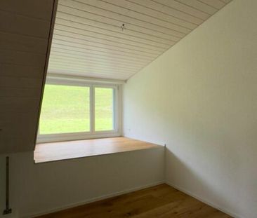 Moderne Dachwohnung in Bettwiesen zu vermieten! - Photo 5