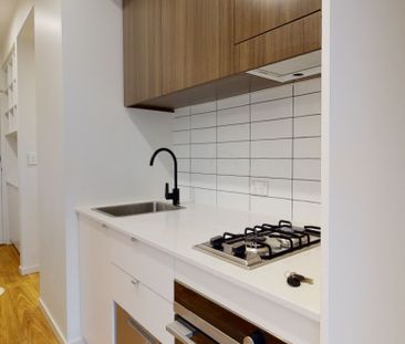 G02/1562 Canterbury Road, Punchbowl NSW 2196 - House For Rent | Domain - Photo 5