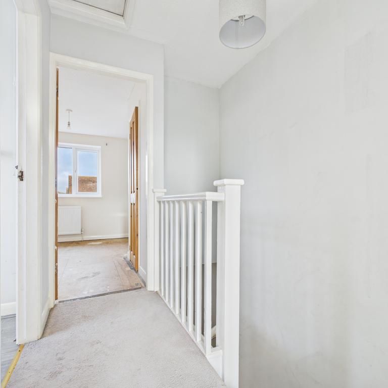 2 bedroom semi-detached house to rent - Photo 1