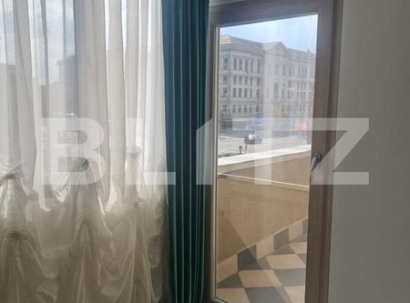 Apartament de inchiriat, cu 3 camere, 90 mp, zona Universitate - Fotografie 3