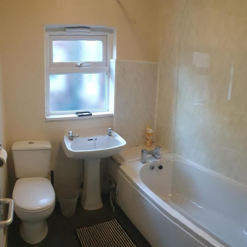 4 bedroom house to rent - Photo 1
