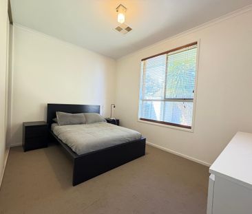 Modern 3 Bedroom, 2 Bathroom House In Ocean Eyre Area - Photo 4