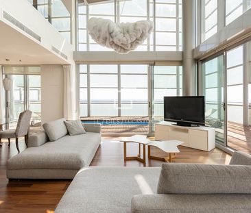 Exclusive duplex penthouse with private terrace, swimming pool, and... - Photo 6