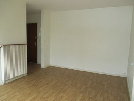 Location Appartement 1 Pièce 29 m² - Photo 3