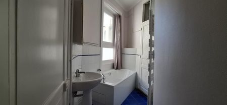 Appartement T3 à louer - 72 m² - Photo 3