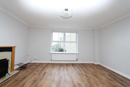 3 bedroom townhouse to rent - Photo 2