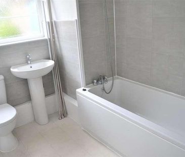 Gatton Close, Sutton, SM2 - Photo 3