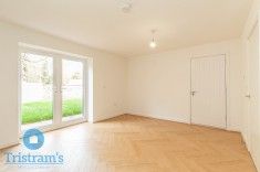 Lacewood Close, Bestwood Village - Photo 1