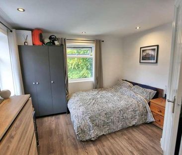 Park Lane, Poynton, SK12 - Photo 1