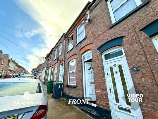 3 bedroom terraced house to rent - Photo 1
