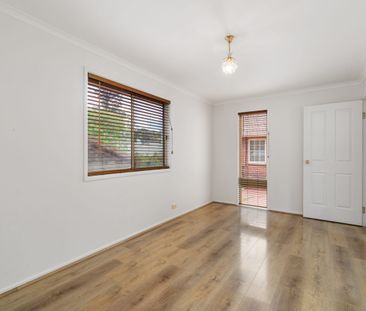 Large Family Living with Multiple Living Areas & Entertaining Court... - Photo 6