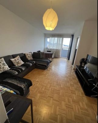 Beautiful bright apartment with balcony and unobstructed view - Photo 1