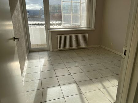 Instapklaar 2-slaapkamerappartement te huur in de rustige Lindenlaan, Oostende - Photo 3