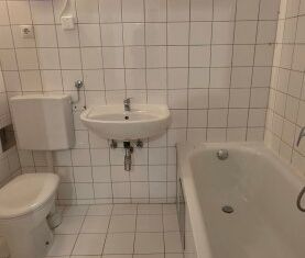 Großzügige 2-Zimmer-Wohnung zum wohlfühlen mit herrlicher Loggia in... - Foto 3