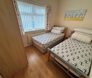 83 Station Road (STUDENT LET), Portstewart, BT55 7PU - Photo 1