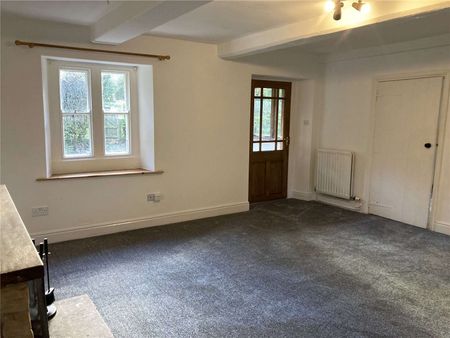Three bedroom semi-detached house found in good order throughout. - Photo 2