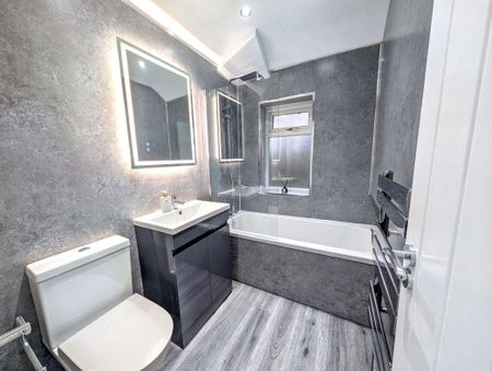 Swinburn Road, Norton, Stockton-on-Tees, Durham, TS20 2DG - Photo 5