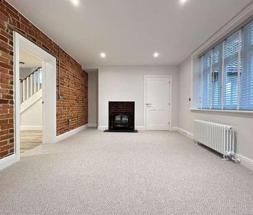 Oakley, Basingstoke, Hants, RG23 - Photo 4