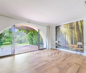 Maison à louer La Colle Sur Loup, Cote d'Azur, France15 000 EUR / Mois - Photo 4