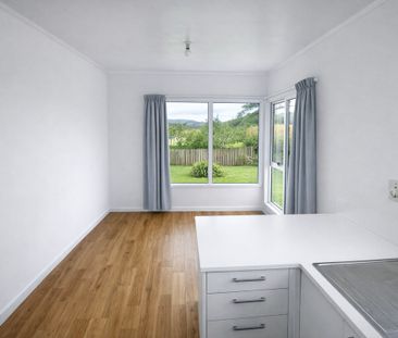 Four Bedroom Home - Photo 6