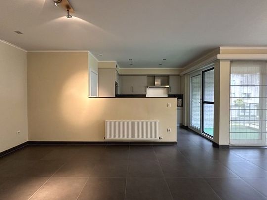 Recent appartement in mooie omgeving nabij het centrum van Belsele - Photo 1