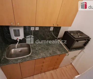 Světlý byt 1+kk, 36 m - Fotografie 2