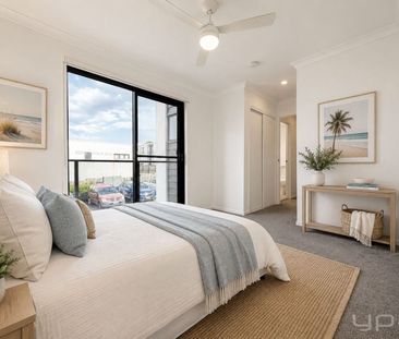 The One With Four Bedrooms, a Pool & Guest Parking Right Next Door - Photo 4