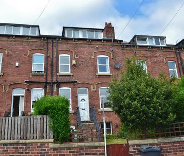 3 bedroom terraced house to rent - Photo 3