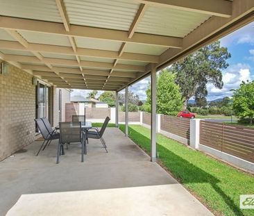 Quiet Area - Photo 1