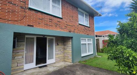 Room for Everyone in Springfield - Photo 2