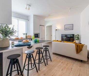 Calle de Castilla, Madrid, Community of Madrid 28039 - Photo 6