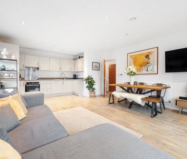 2 Bed Flat, Yorks House, SW9 - Photo 2