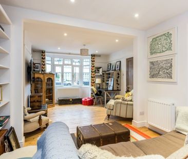 3 bedroom semi-detached house to rent - Photo 4