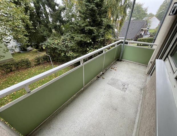 Erdgeschoss & großzügiger Balkon 3-Zimmer-Wohnung in Castrop-Rauxel Schwerin - Photo 1