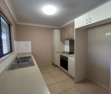 8 Tramore Circle, Burdell QLD 4818 - Photo 1