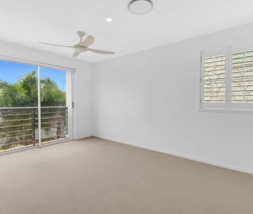 Unit 1/105 Albatross Avenue - Photo 6