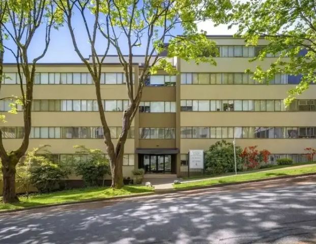 Stephen Court | 1315 Broughton St, Vancouver - Photo 1