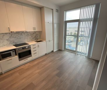 For Lease - 60 Honeycrisp Crescent Unit# 318, Vaughan, Ontario - Photo 5