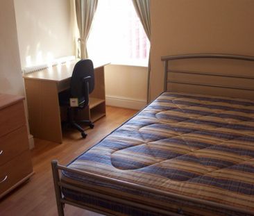 Acomb Street Hulme, Manchester. M15 6FQ. - Photo 4