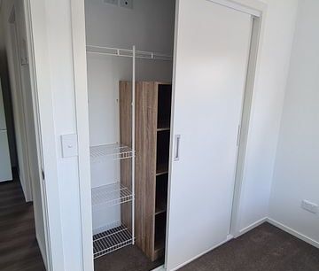 One Bedroom Flatlet Quiet and Convenient Area - Photo 4