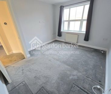 2 bedroom flat to rent - Photo 6