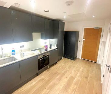 Studio to rent - Photo 4