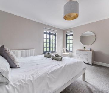 3 bedroom terraced house to rent - Photo 6