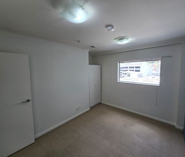 2 Bedroom Te Aro - Photo 4